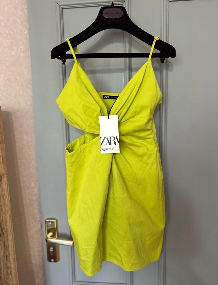 Платье Zara