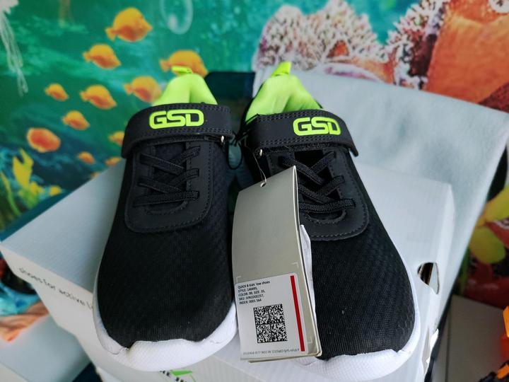 Кроссовки GSD