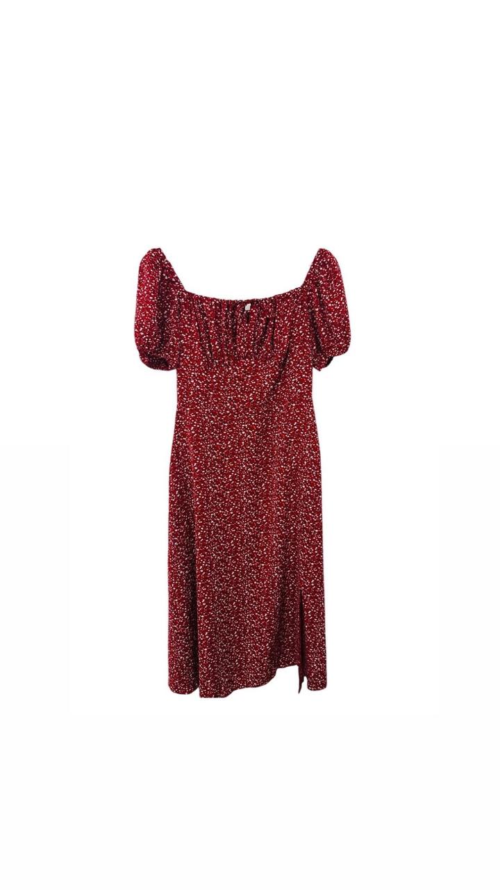 Женский красный сарафан