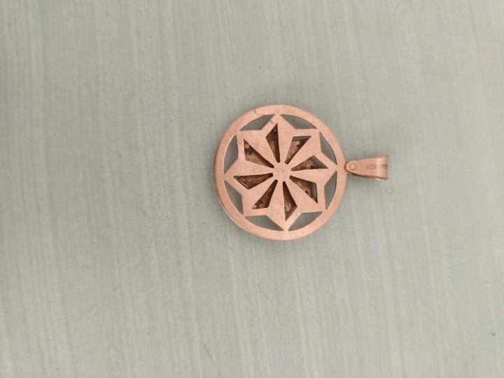 Золотой кулон Руб Аль-Хизб