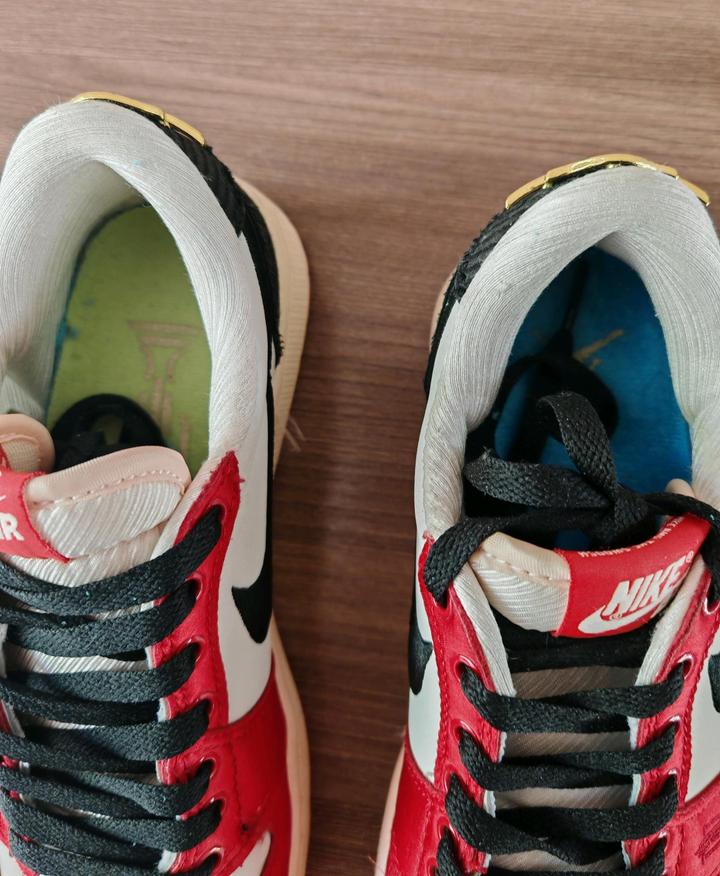 Trophy Room x Air Jordan 1 Low OG «Away»