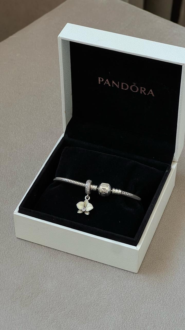 Браслет Pandora с шармом. Оригинал.