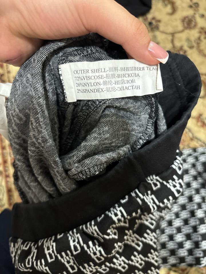 Черное белые трико делорас