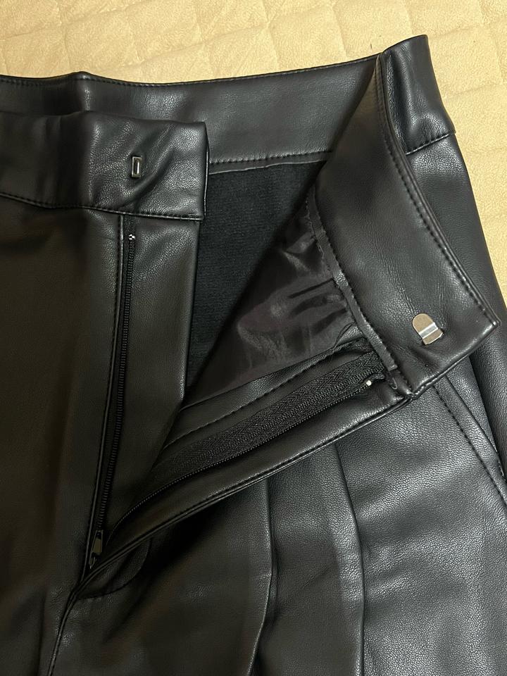 Бермуды Ostin