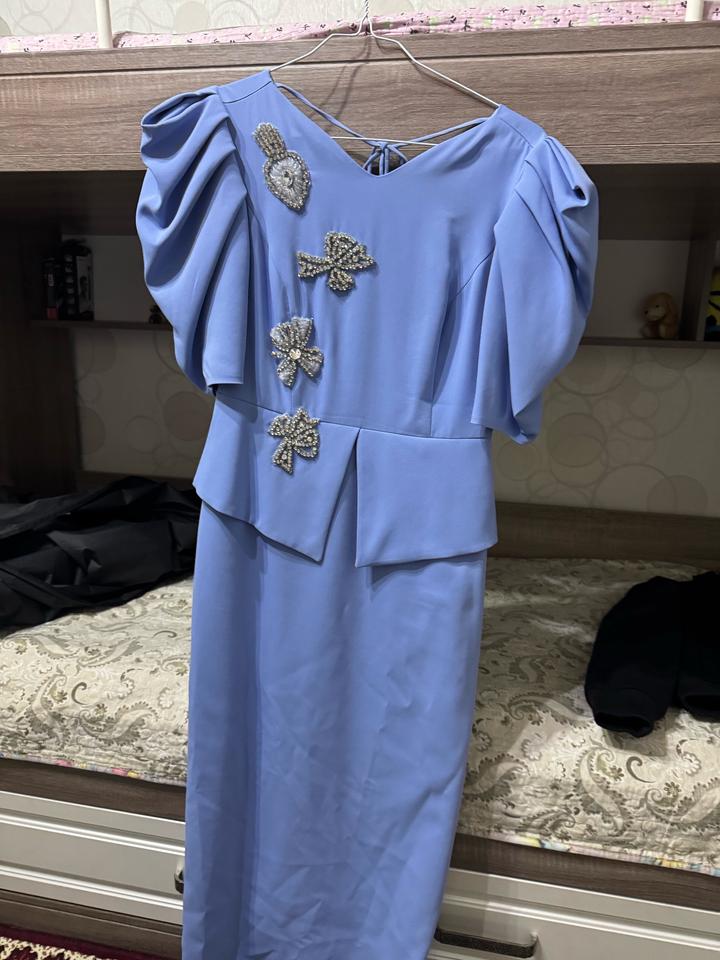 Нарядное платье