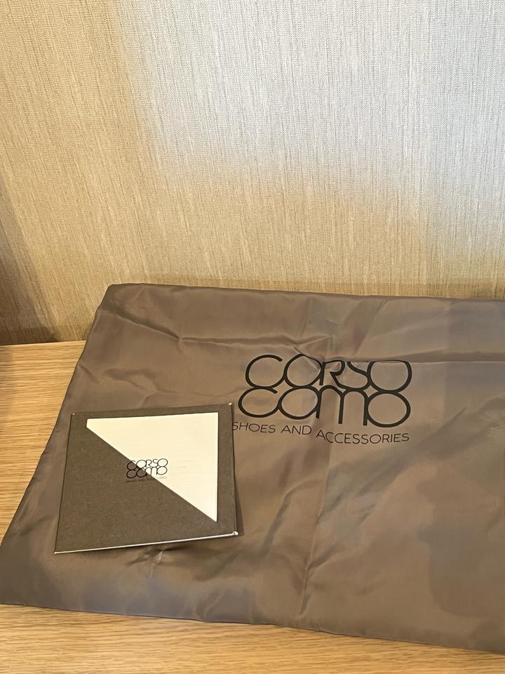 Замшевые ботильоны на танкетке CORSO COMO