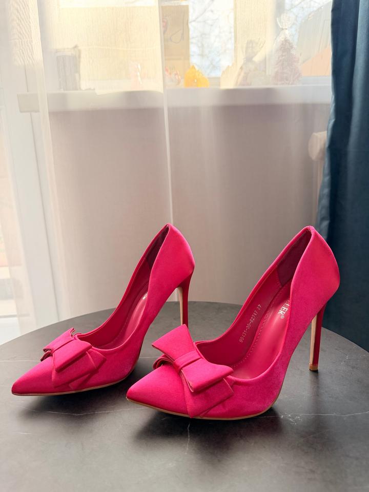 Платье-пиджак+туфли.