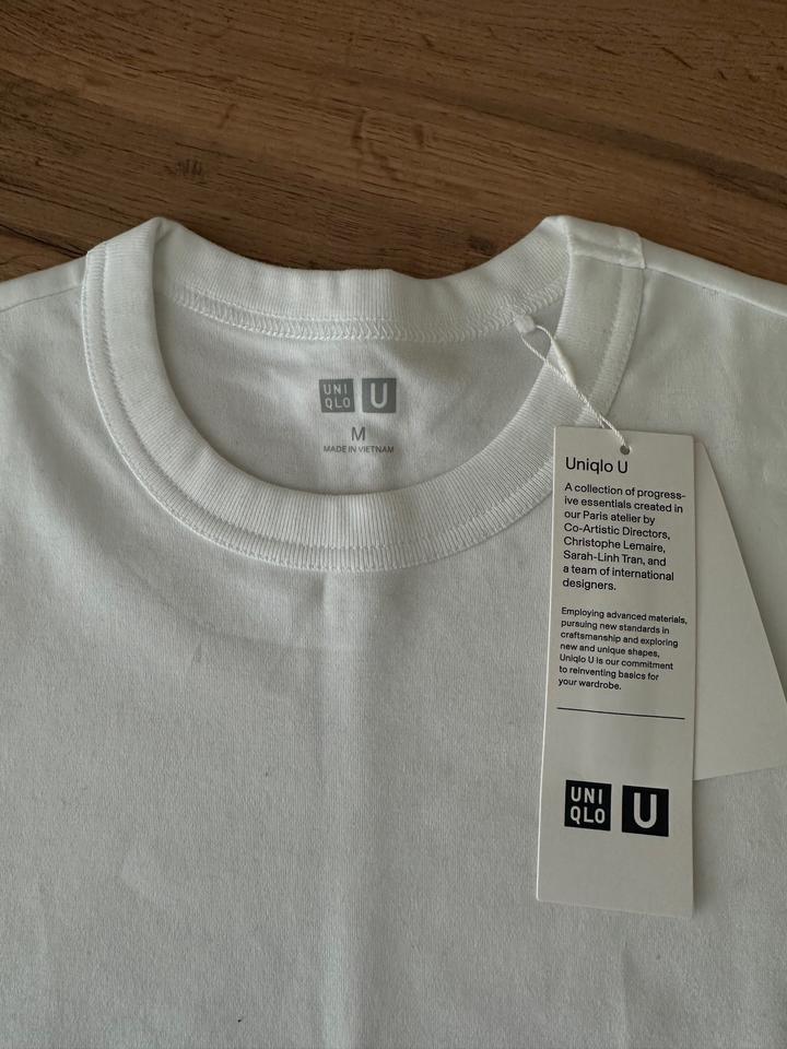 Базовая фудболка