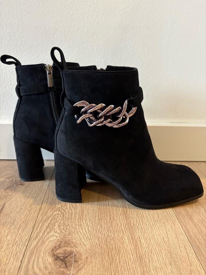 Демисезонные ботильоны