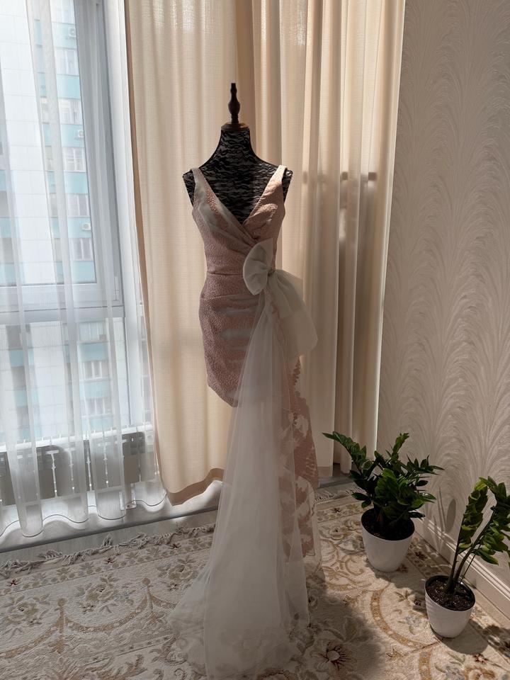 Платье