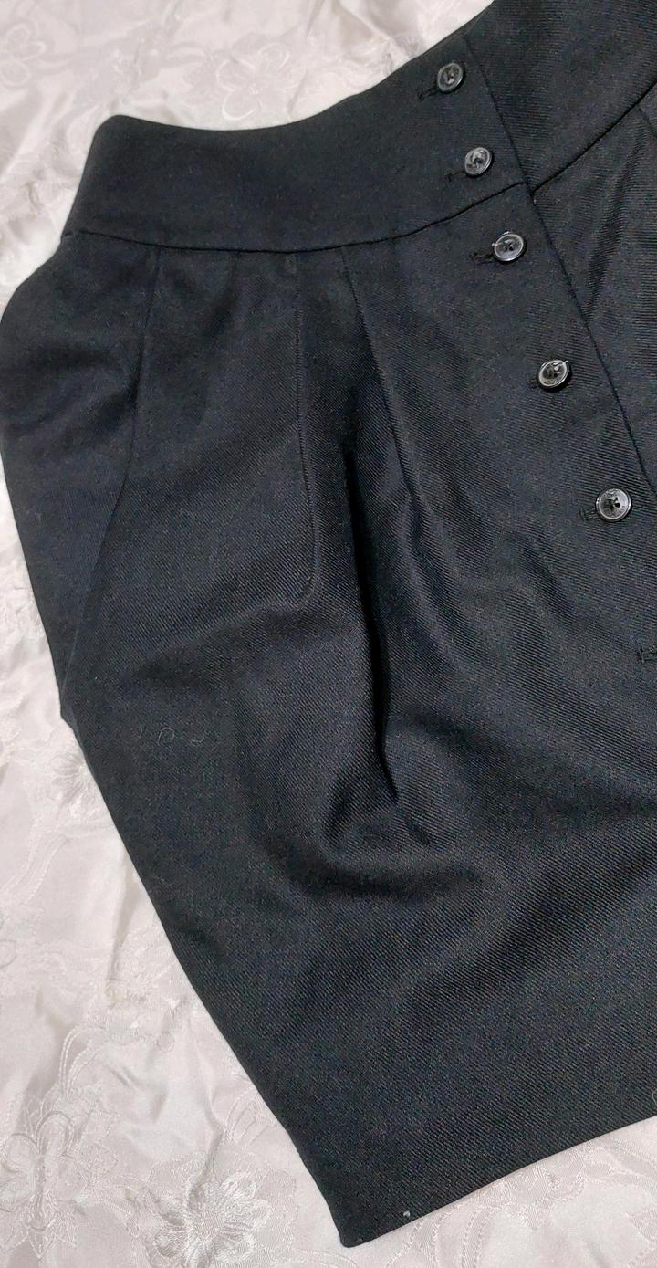Юбка от бренда AllSaints Spitalfields.