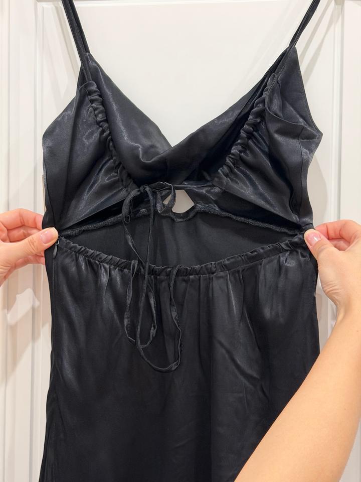 Платье из 100% вискозы