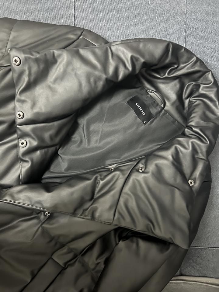 RESERVED куртка из эко кожи