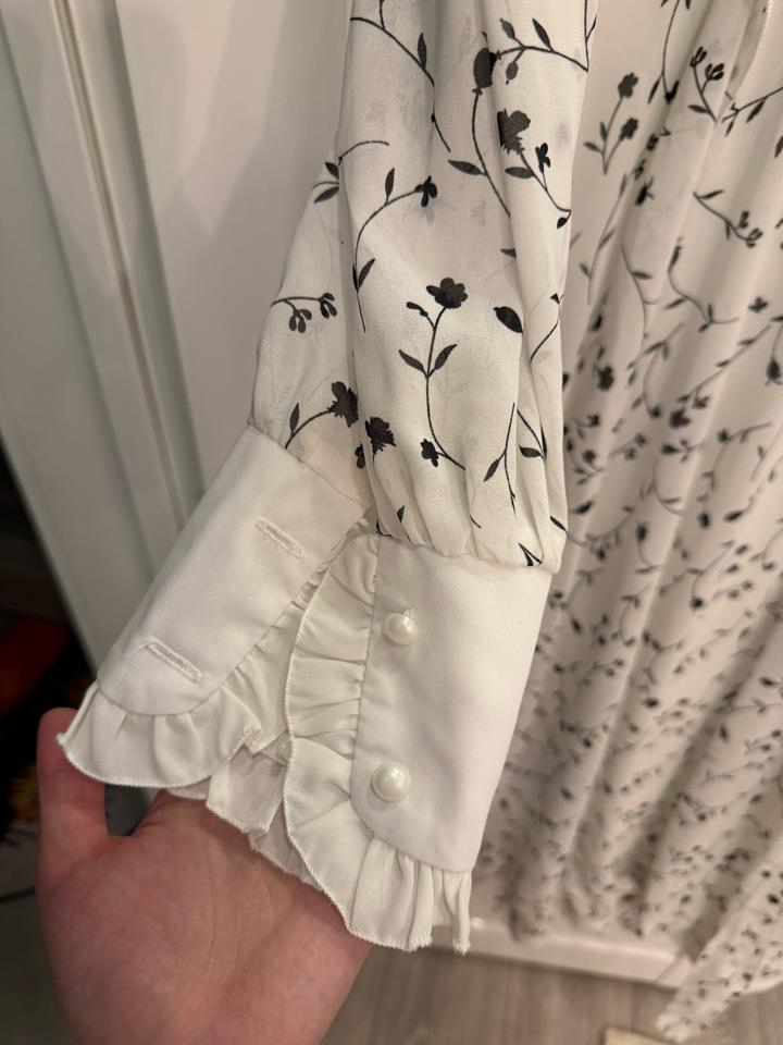 Белое платье