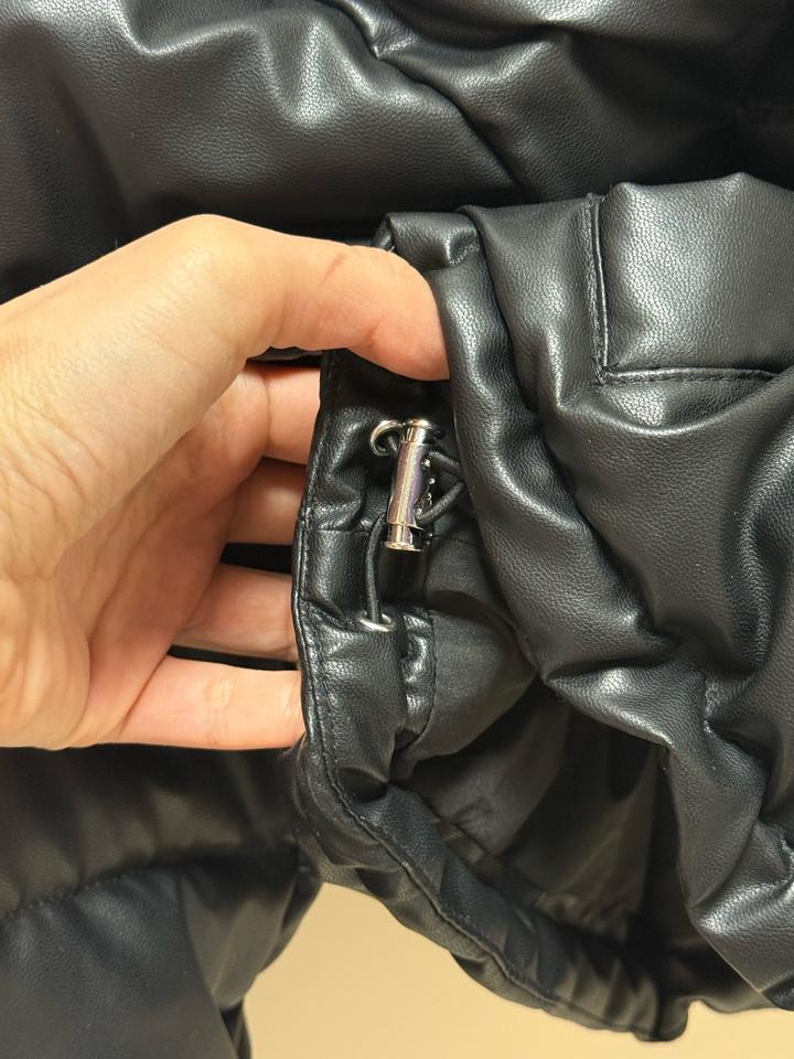 Куртка кожаная Oysho