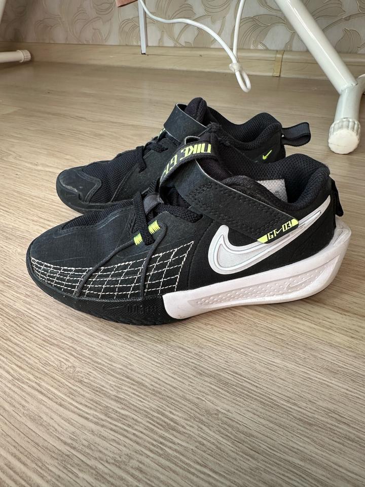 детские кроссовки Nike