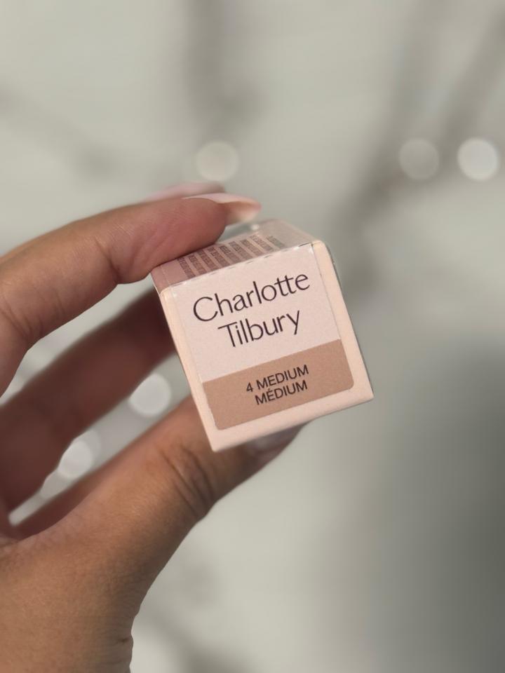 База от Charlotte Tilbury