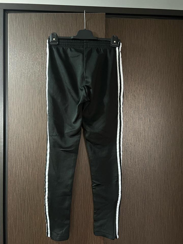Спортивные штаны Adidas