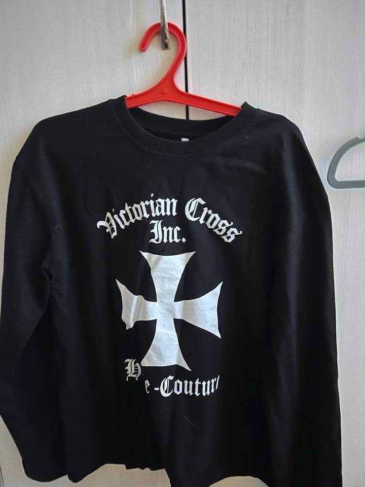 Черный лонгслив