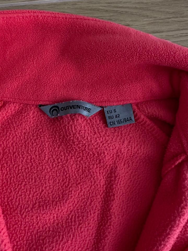 Спортивная кофта теплая