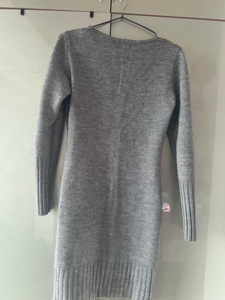 Серое платье Happy Choice