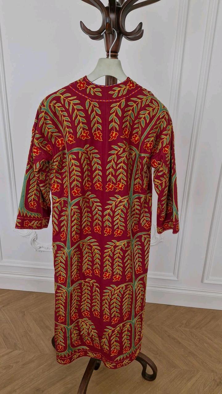 Чапан. Вышивка сюзане.