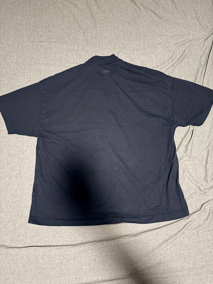 Футболка Fear of god essentials