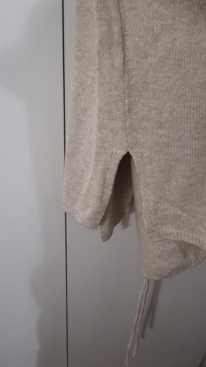 Бежевый кардиган Mango Suit с поясом