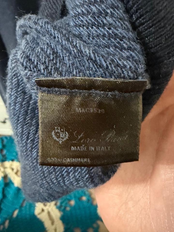 Loro Piana, кардиган. Оригинал