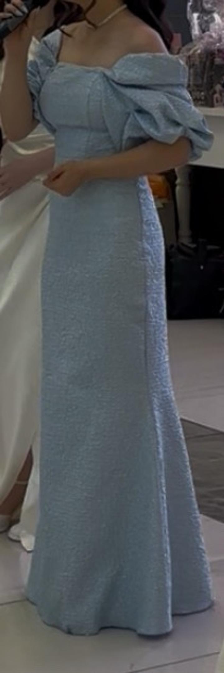 вечернее голубое платье(демисезон)