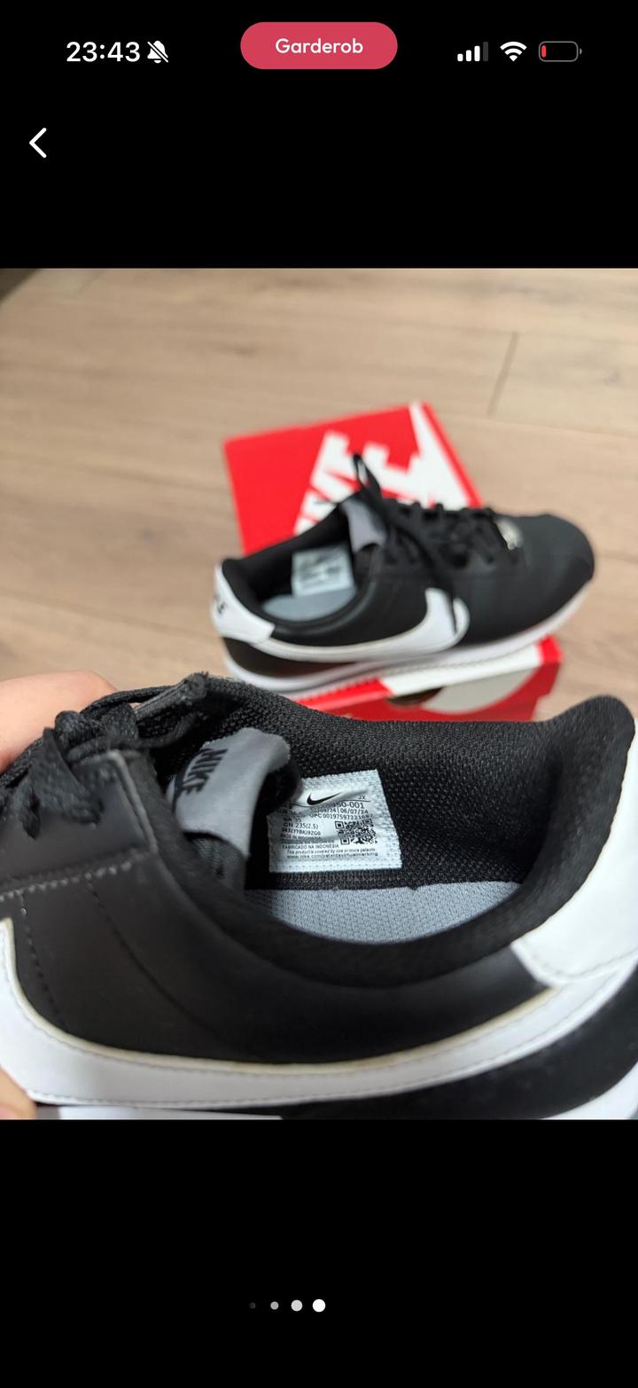 Nike Cortez