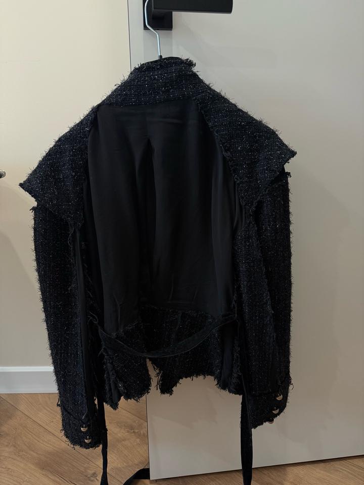 Жакет Zara Studio на бархатном ремешке