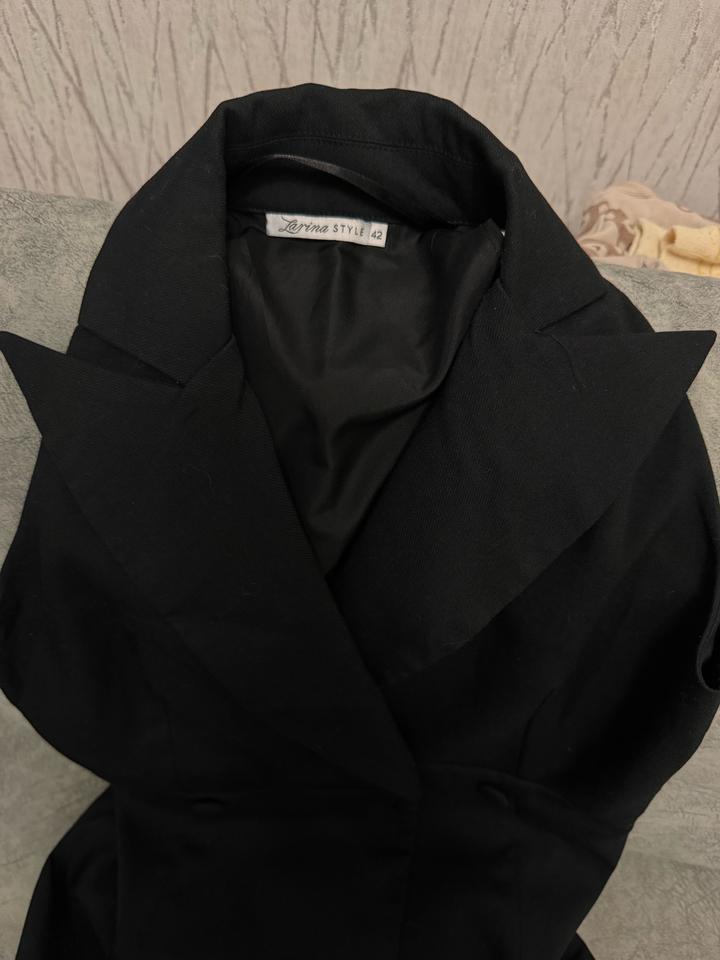 Платье классическое