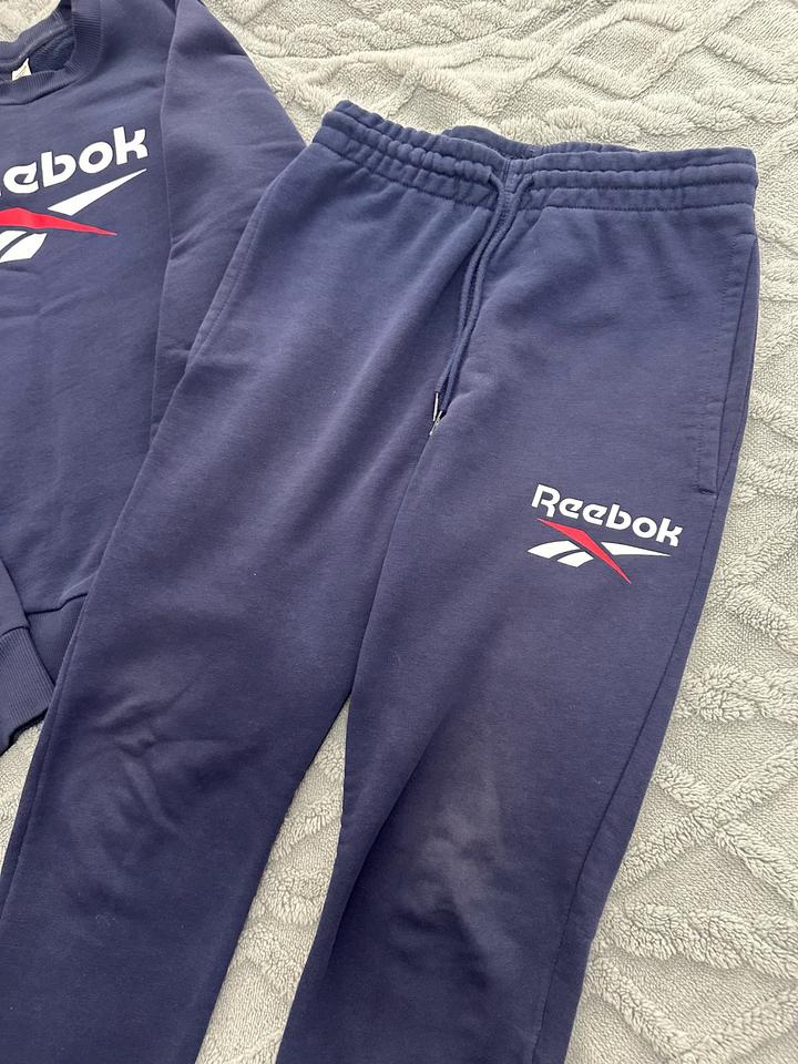 Костюм Reebok