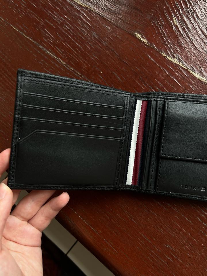 Кошелек Tommy Hilfiger