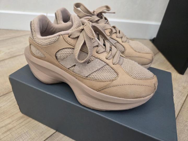 Кроссовки New balance женские