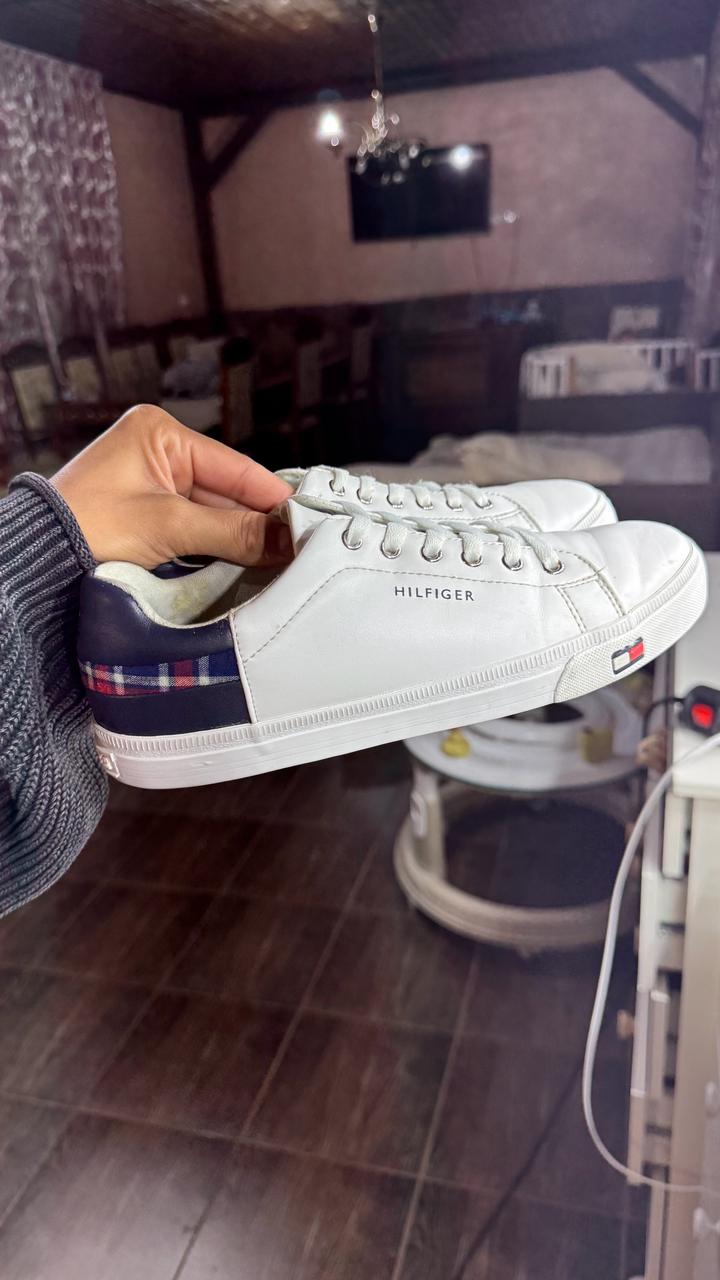 Продам оригинальные кеды Tommy Hilfiger. Классическая белая модель🩵🤍