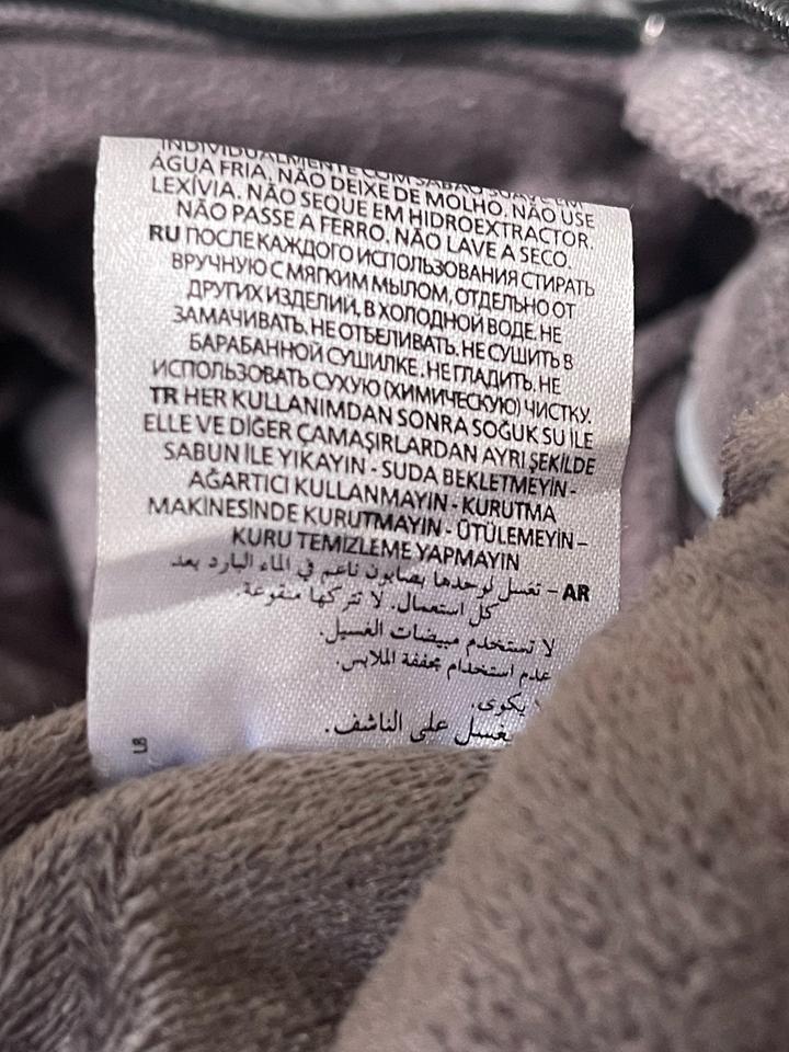 Детский комбинизон, фирма MONCLER 68cм
