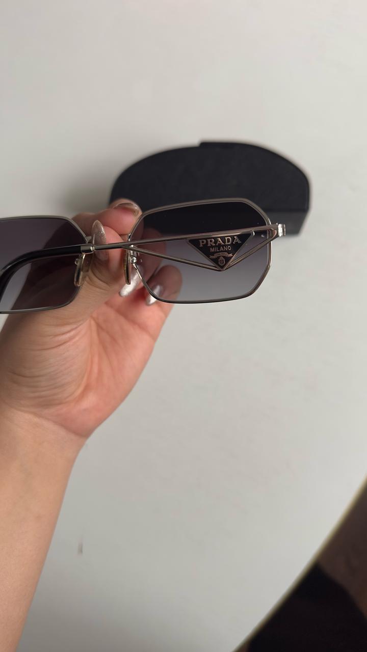 Очки Прада
