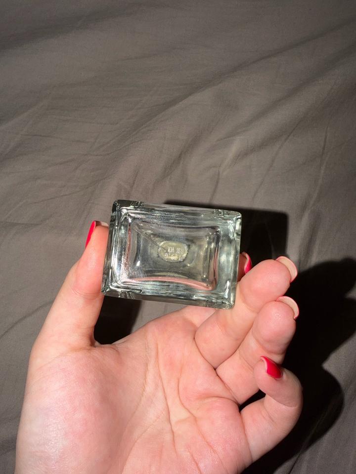 Essentials parfum rose magnetic
