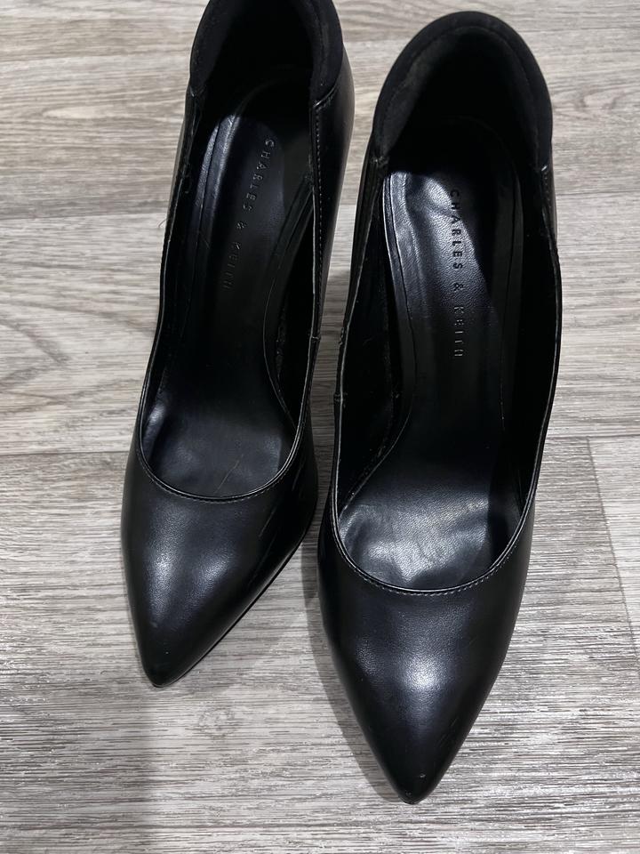 Charles and Keith туфли лодочки