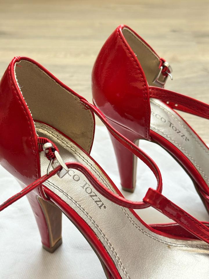 Туфли красные Marco Tozzi