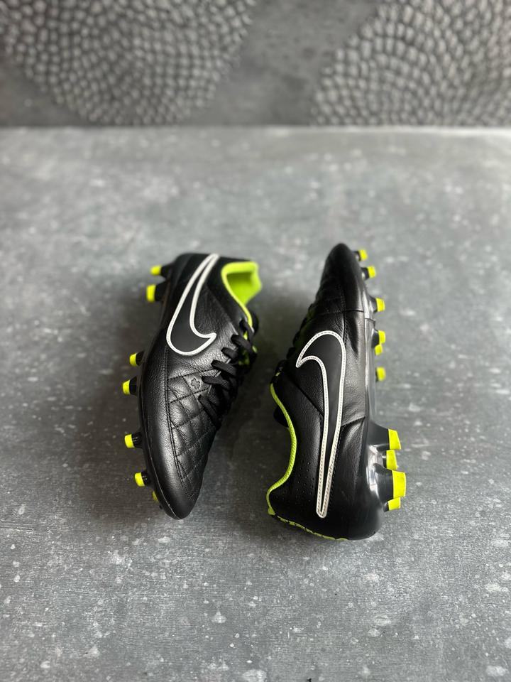 Бутсы Nike Tiempo