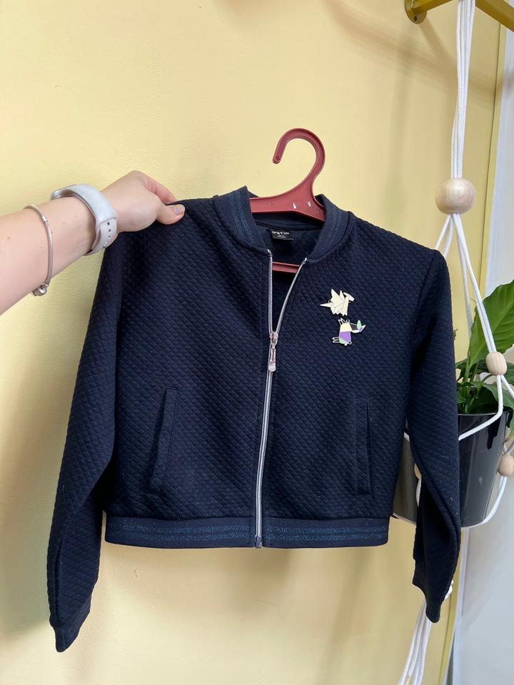 Кофта-бомбер на девочку