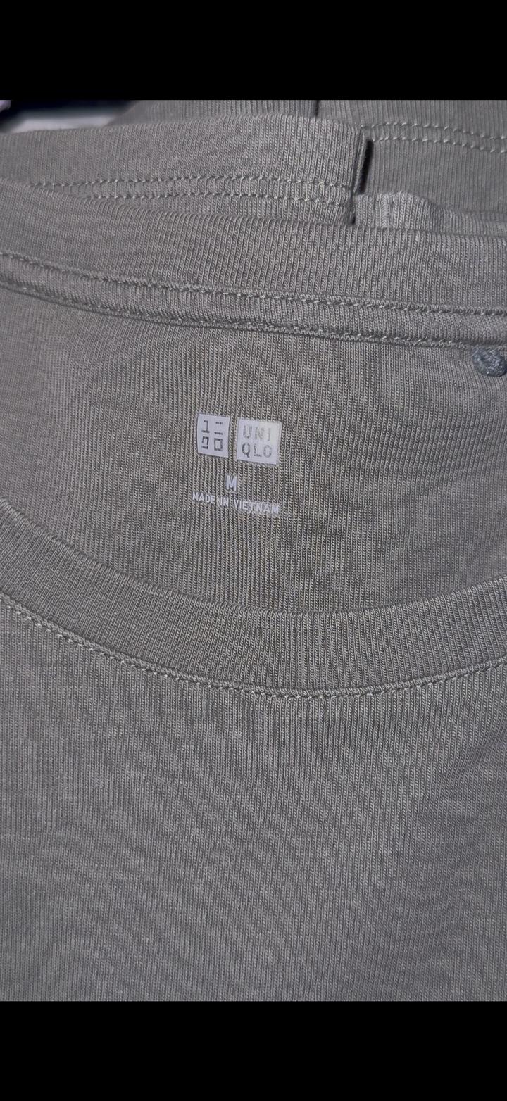 Лонгслив Uniqlo