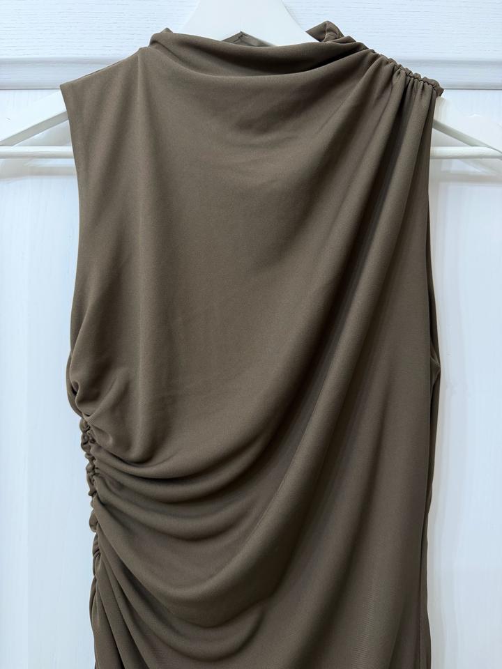 Платье Zara