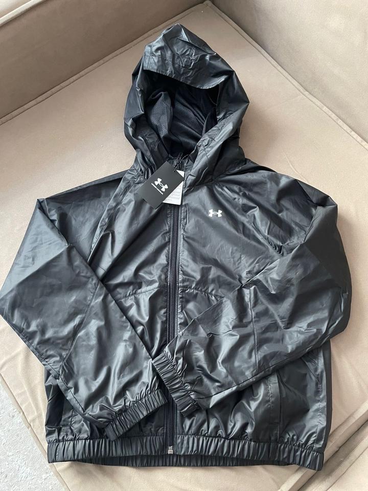 Ветровка от under armour