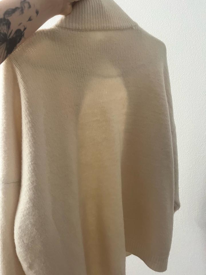 Свитер-кардиган