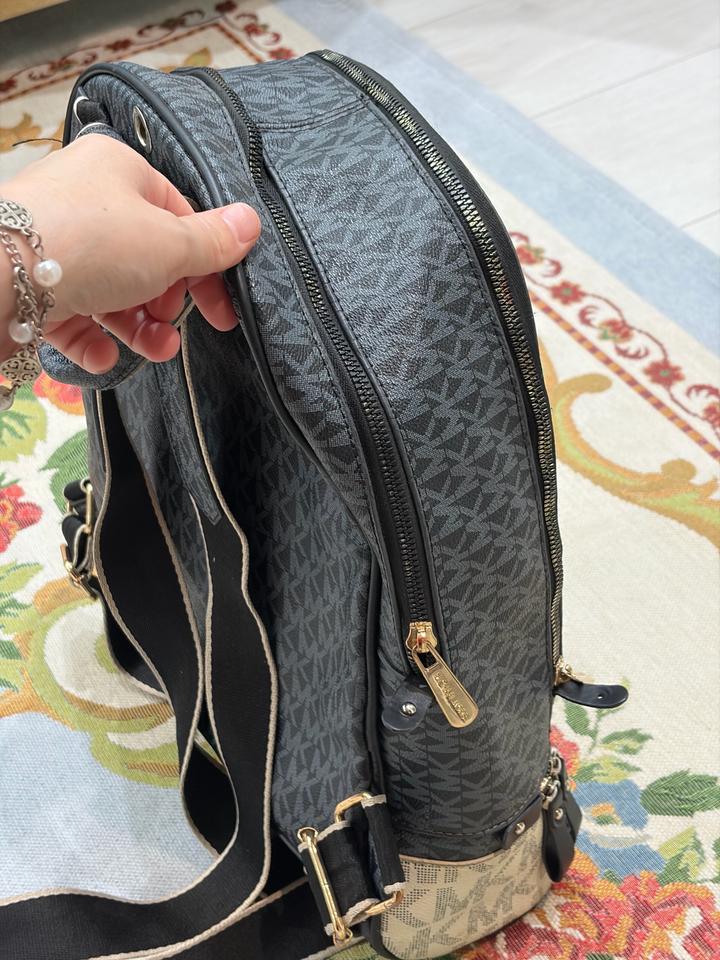 Рюкзак Michael Kors