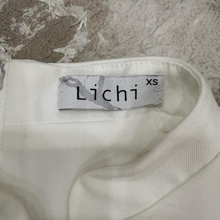 Белое платье от Lichi